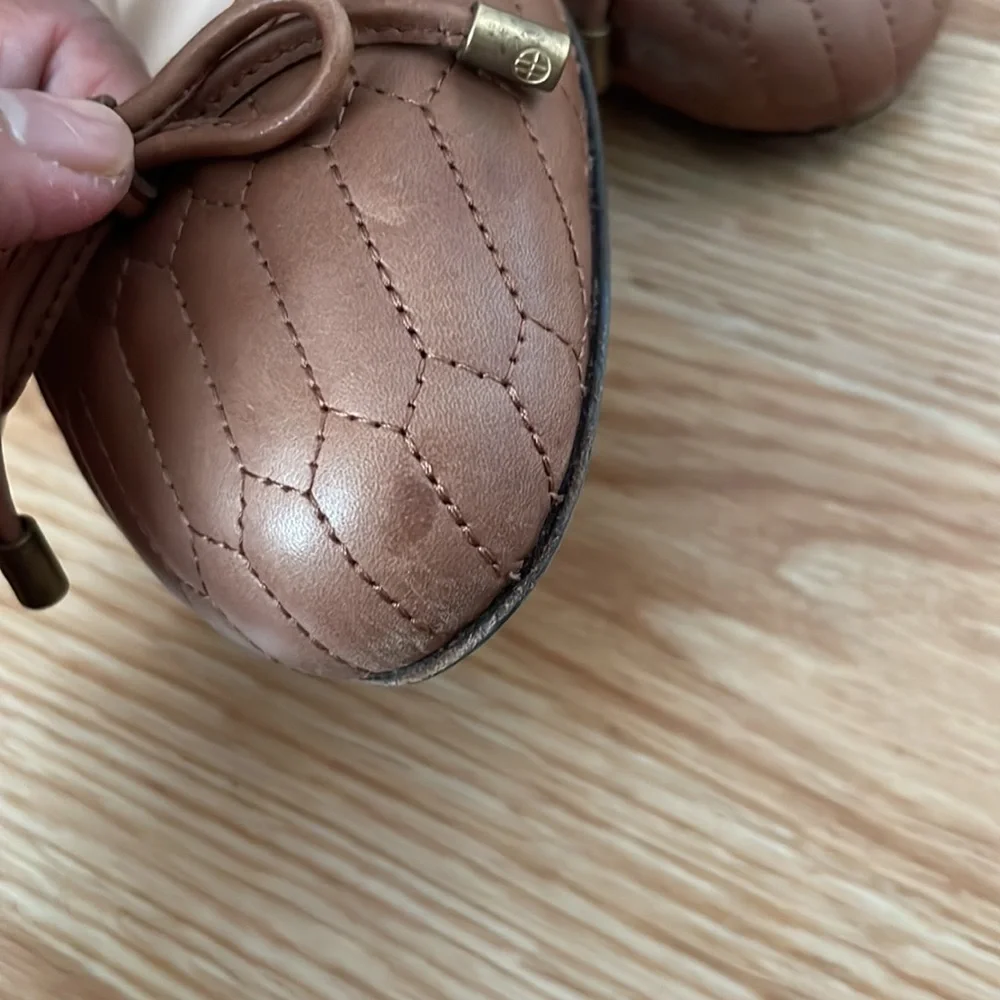 Hugo boss brown leather flats in size 38 - Picture 4 of 8